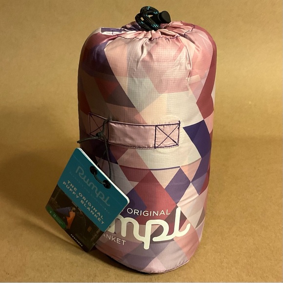 Kids Rumpl Jr Original Puffy Blanket Geo Rose 28”x40” - Picture 2 of 8